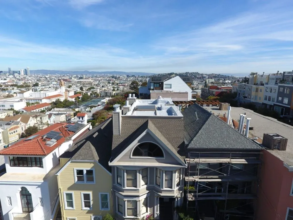 Slide of Sierra Roofing & Building