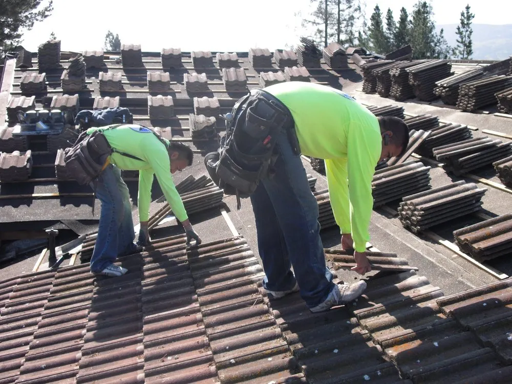 Slide of Sierra Roofing and Solar