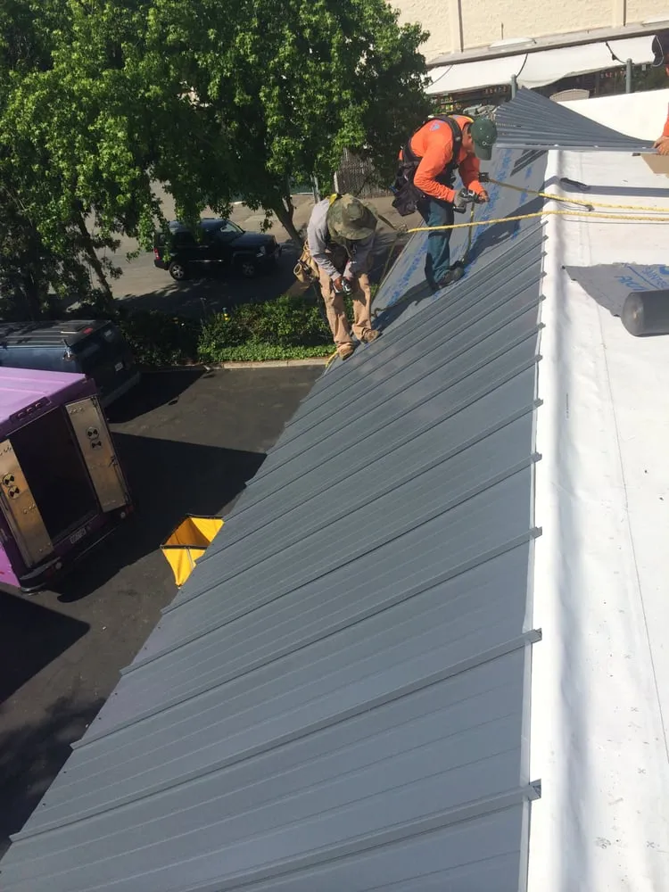 Slide of Sierra Roofing and Solar
