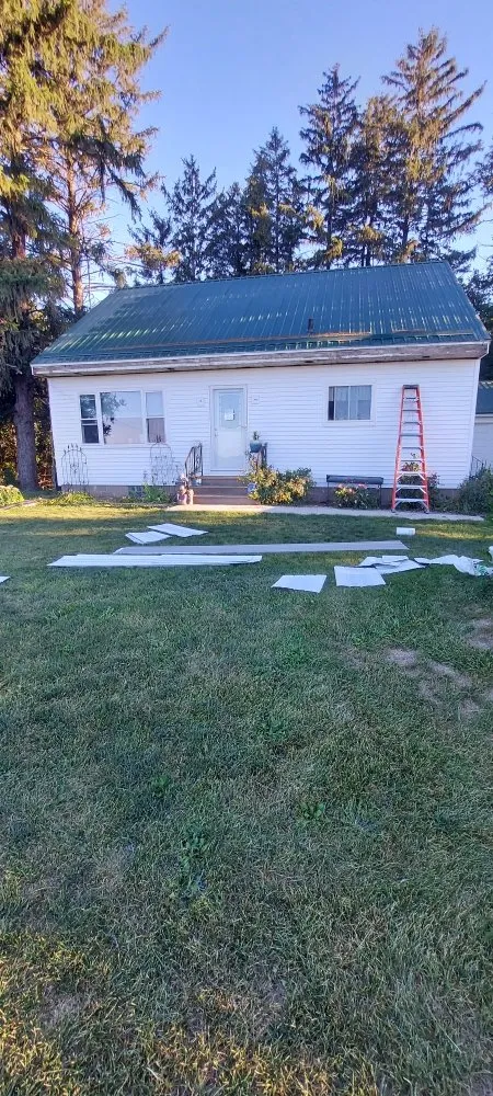 Slide of Sierra's Roofing