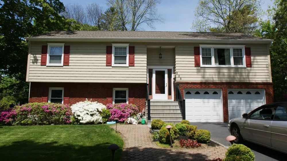 Slide of Signature Exteriors