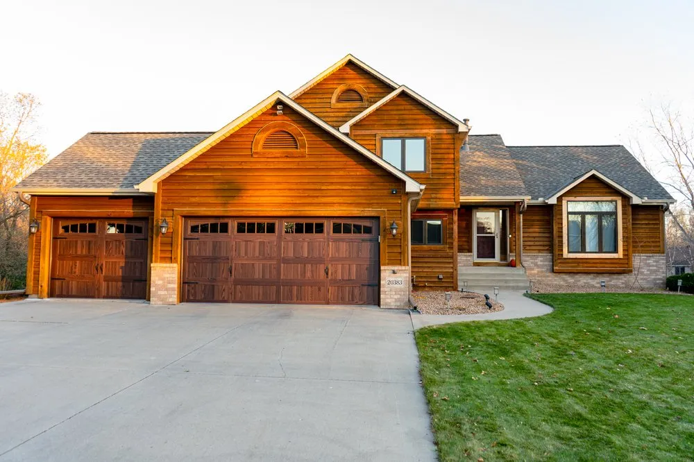 Slide of Signature Home Services