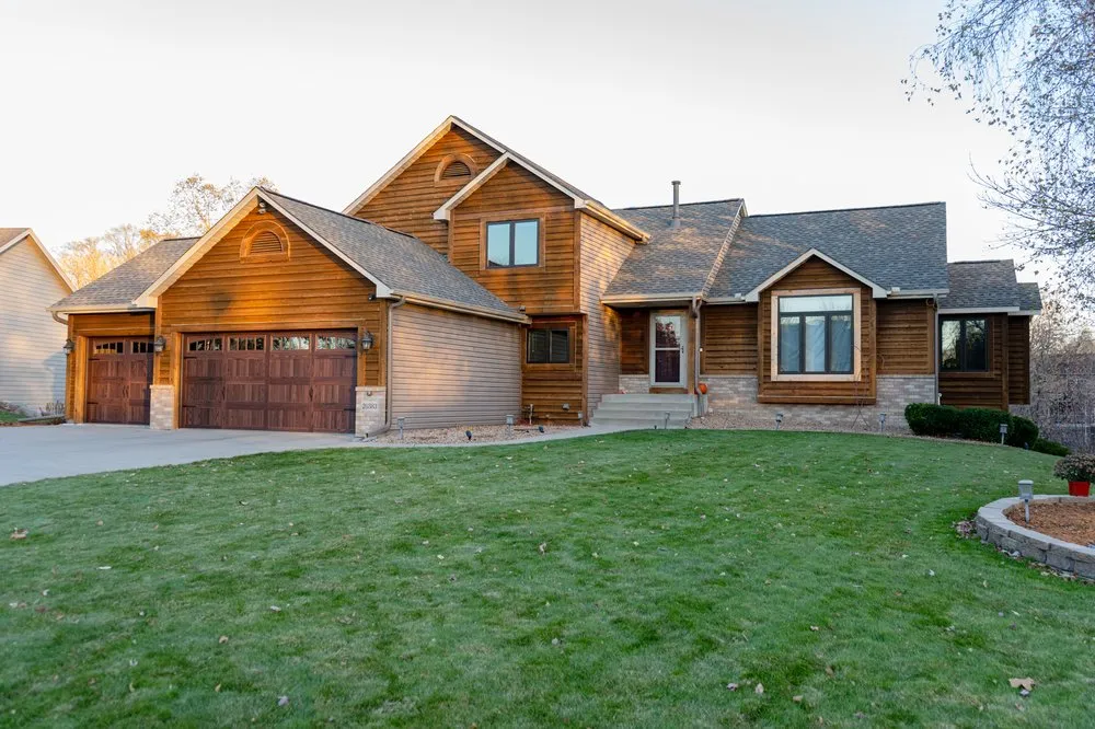 Slide of Signature Home Services