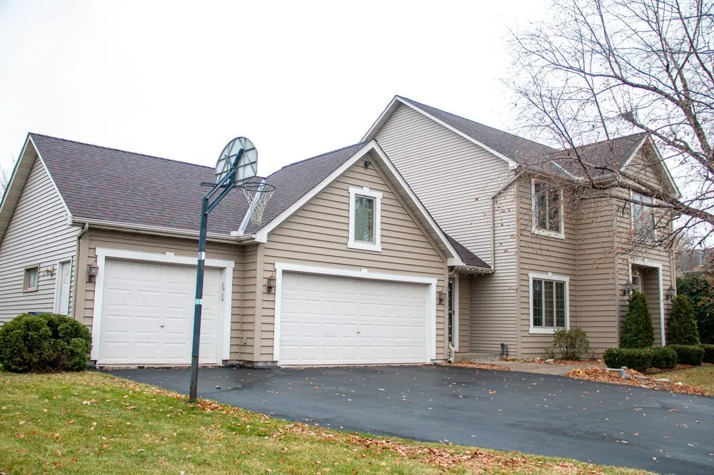 Slide of Signature Home Services