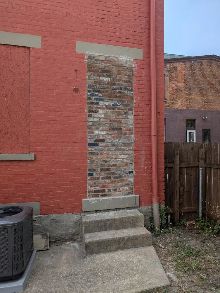 Slide of Signature Roofing