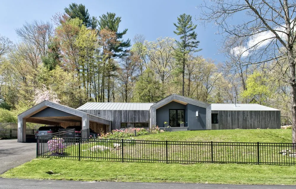 Slide of Sikorsky Metal