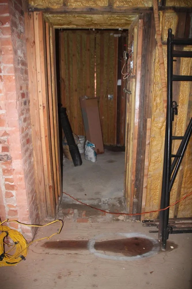 Slide of Silktown Roofing