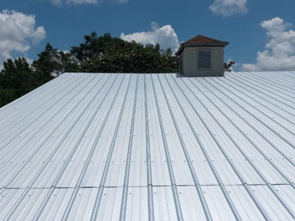 Licensed roof installation same-day service in Irvington, AL by SillingsConstruction and Home inspections