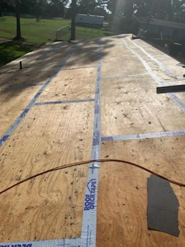 Licensed roof repair in Irvington, AL by SillingsConstruction and Home inspections