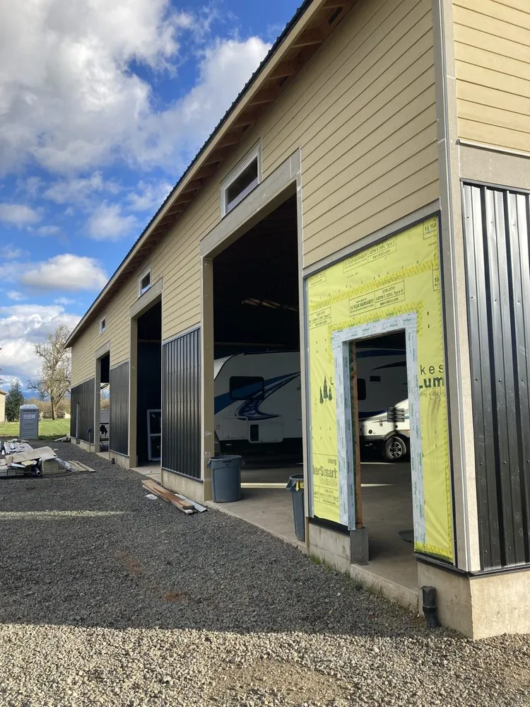 Slide of Silva Construction