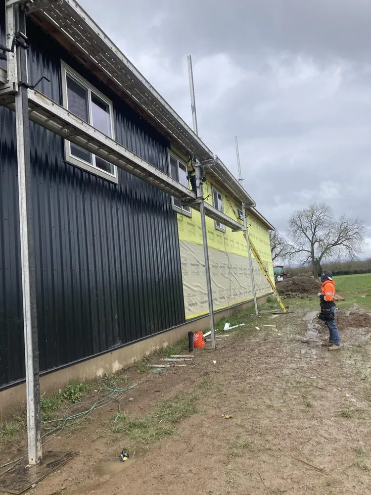 Slide of Silva Construction