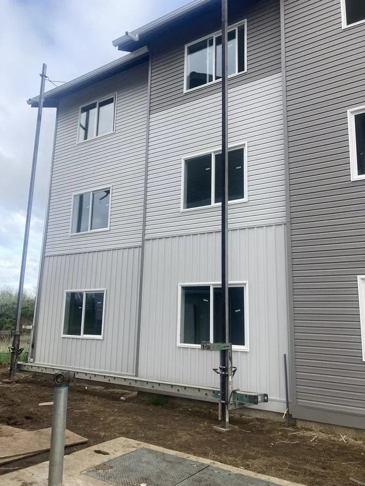 Slide of Silva Construction