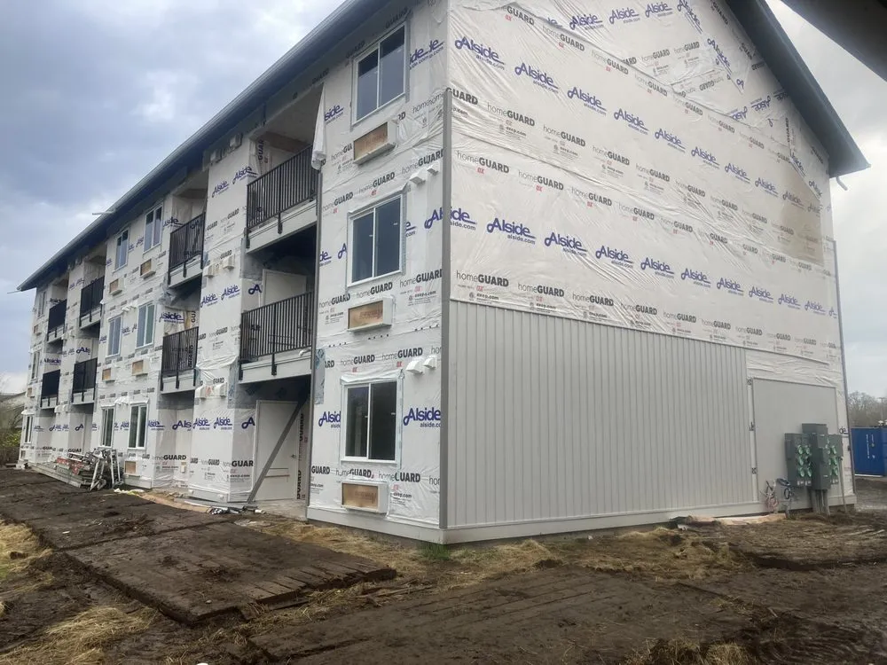 Slide of Silva Construction