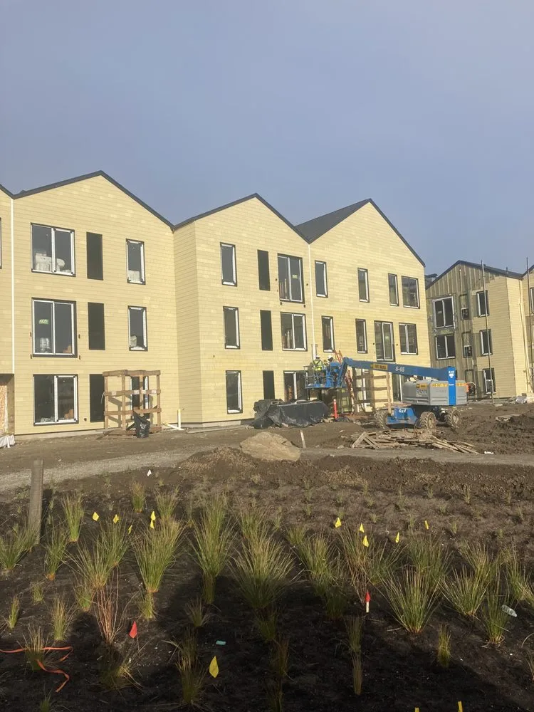 Slide of Silva Construction