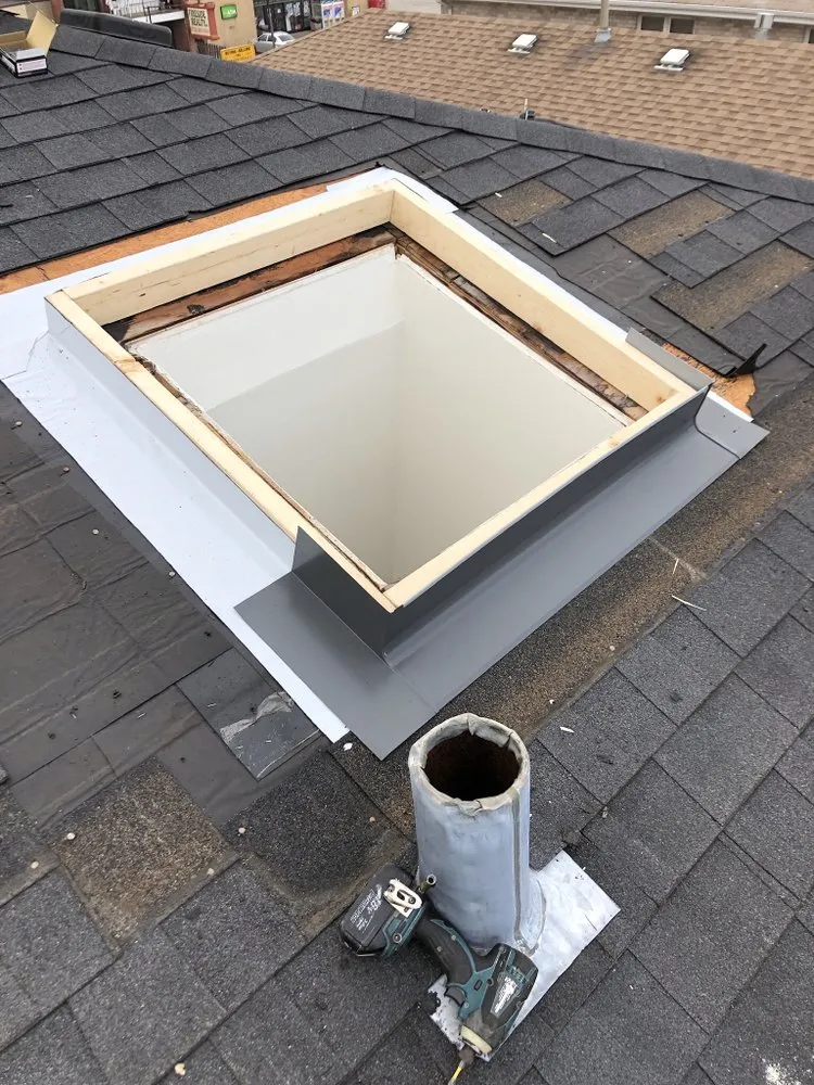 Slide of Silva Contracting & Restoration