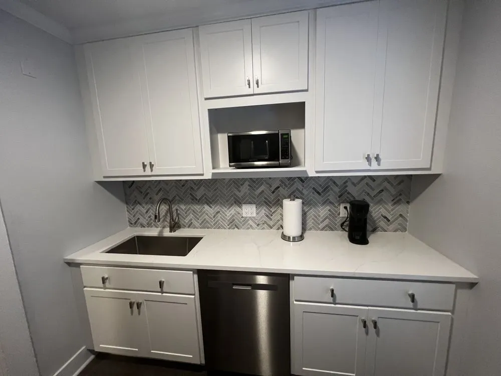 Slide of Silva’s Superior Flooring