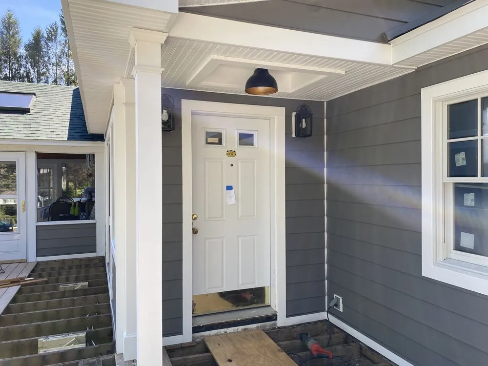 Slide of Silver Fox Remodeling