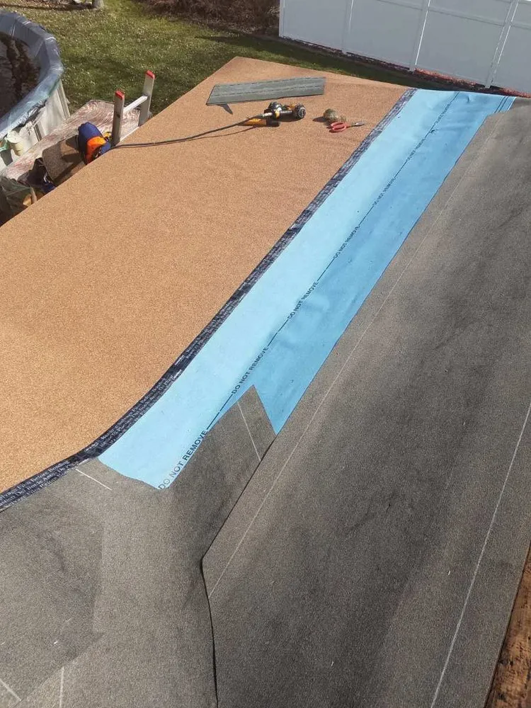 Slide of Silver Lining Exteriors