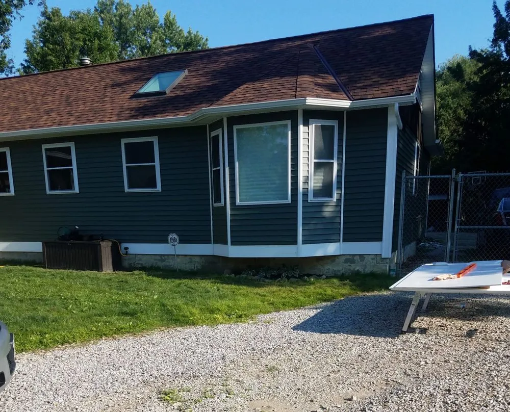 Slide of Silver Lining Exteriors