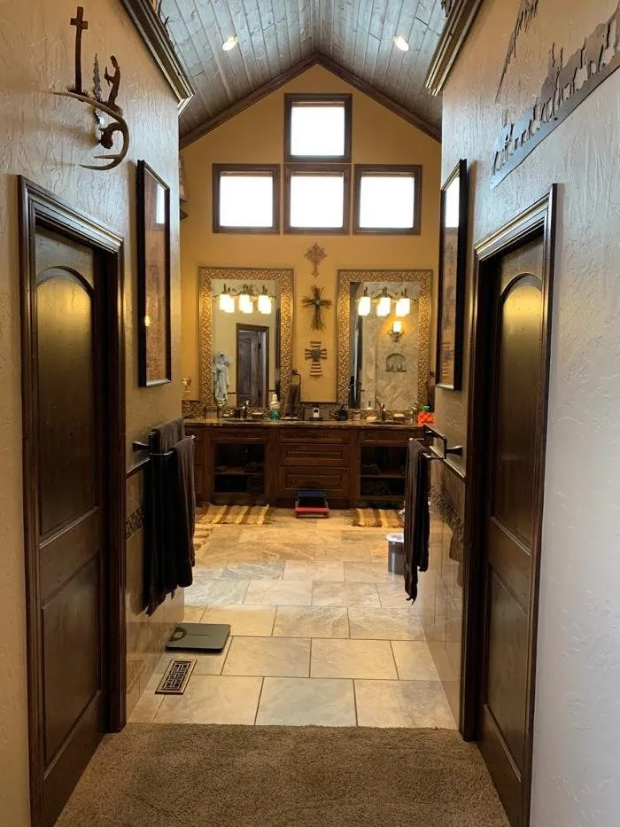 Slide of Silver Nail Construction