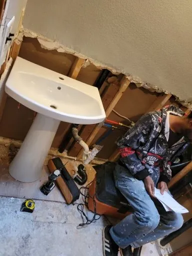 Slide of Silverback Construction Services