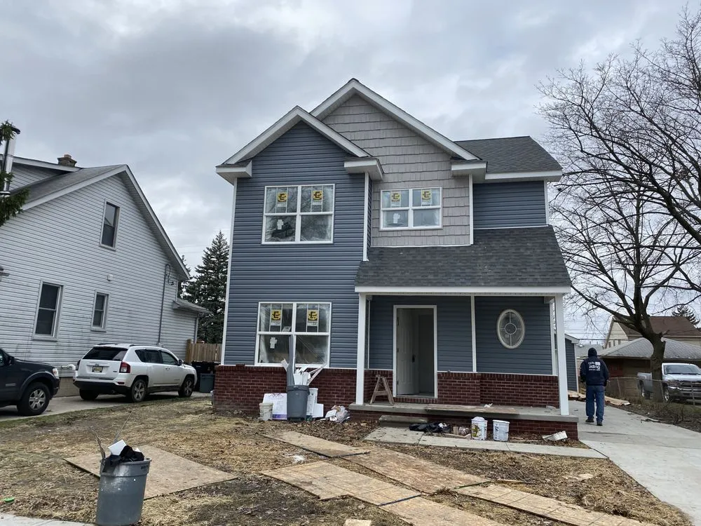 Slide of SilverBack Constrution