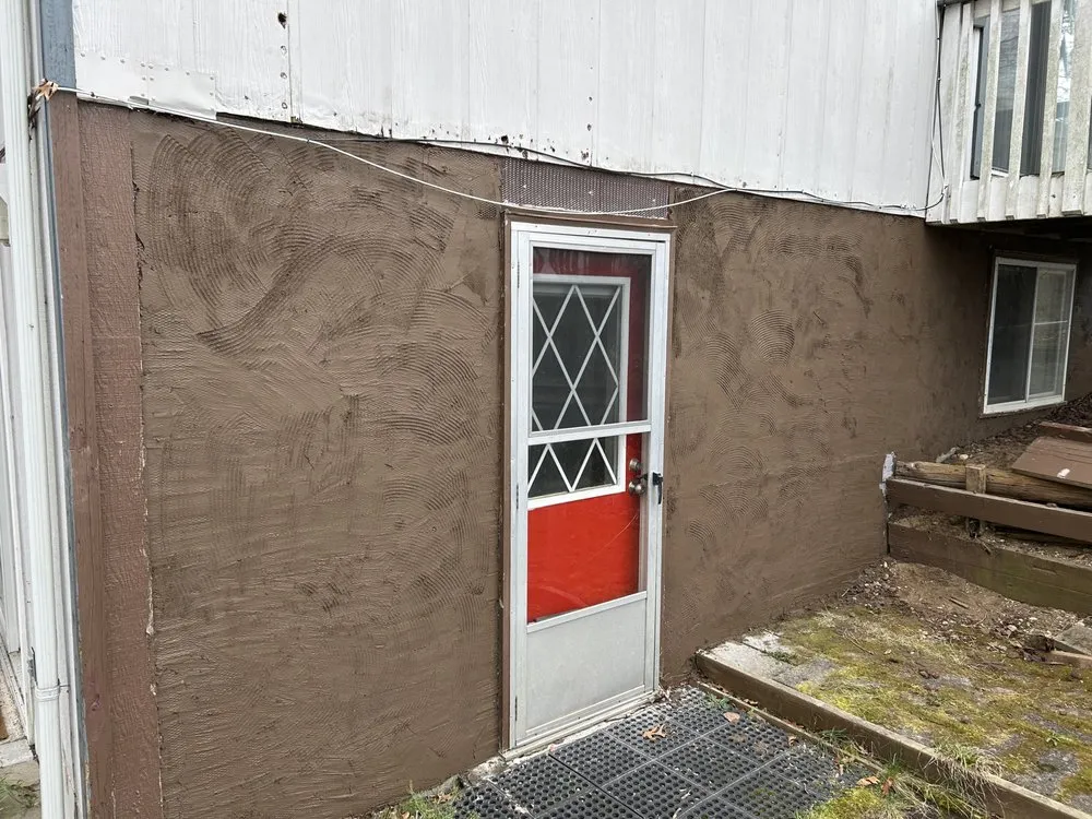 Slide of SilverBack Constrution