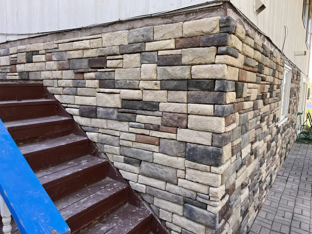 Slide of SilverBack Constrution