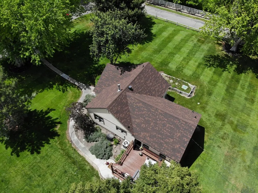 Slide of Silverline Roofing