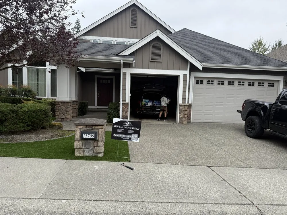 Slide of Silverlining Roof