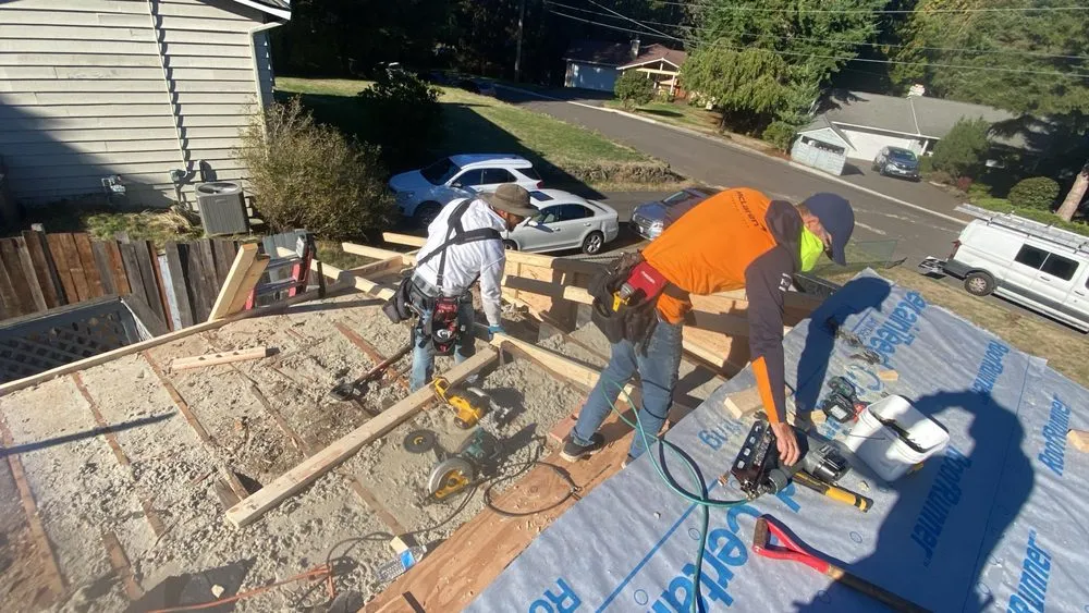 Slide of Silverlining Roof