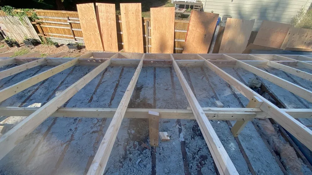 Slide of Silverlining Roof