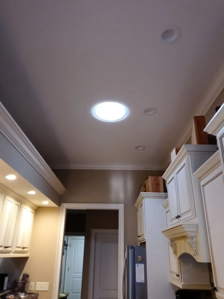 Slide of Silverpoint Skylight Specialist