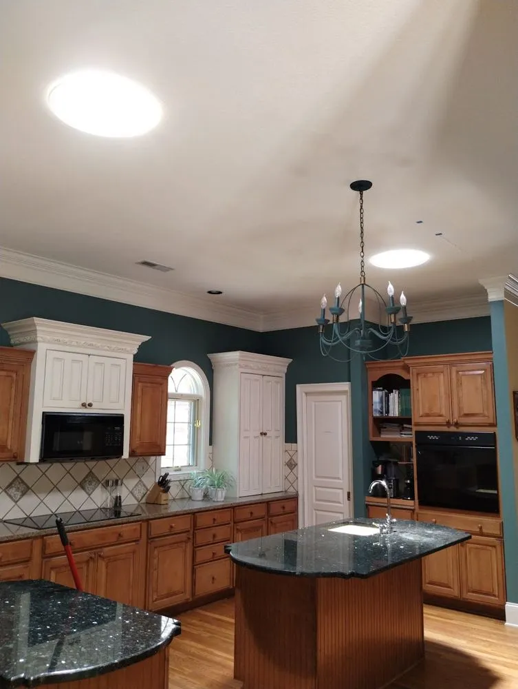 Slide of Silverpoint Skylight Specialist