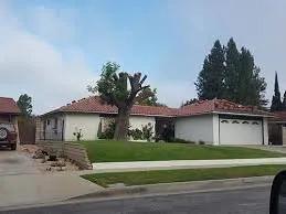 Slide of Silvestre Roofing