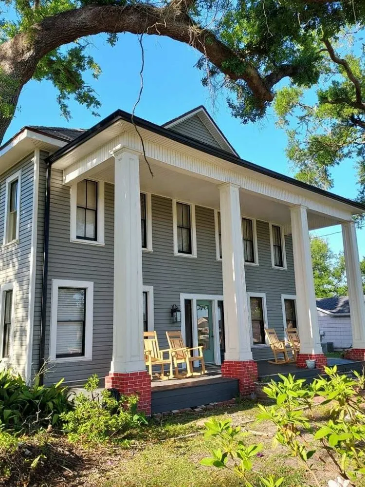 Slide of Simmons Builders