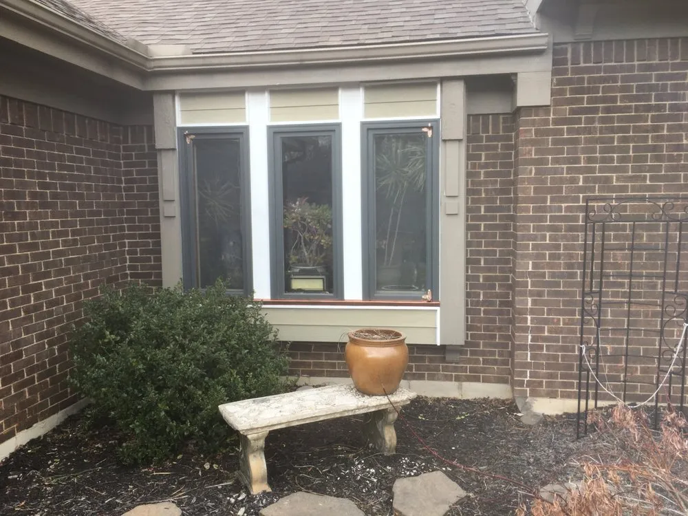 Slide of Simmons Customs