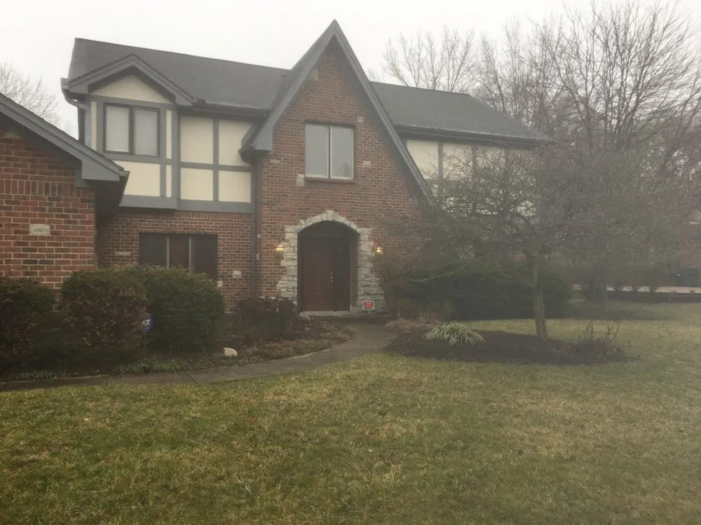 Slide of Simmons Customs