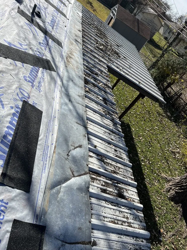 Slide of Simmons Roofing