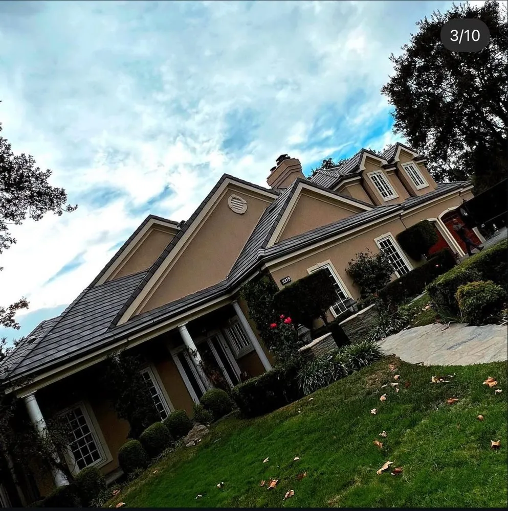 Slide of Simons Roofing Company