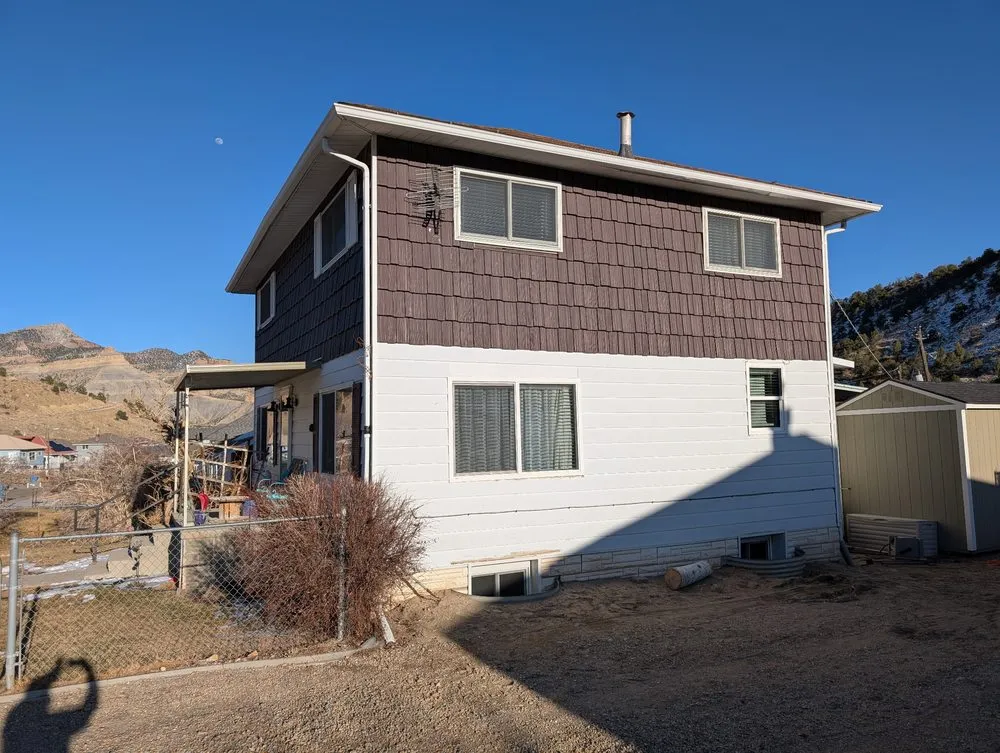 Slide of Simpli Siding