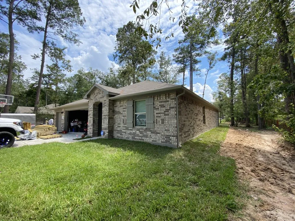 Slide of Simply Gutters