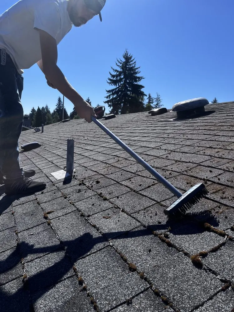 Emergency roof replacement same-day service across Houston, WA - Simply Installations