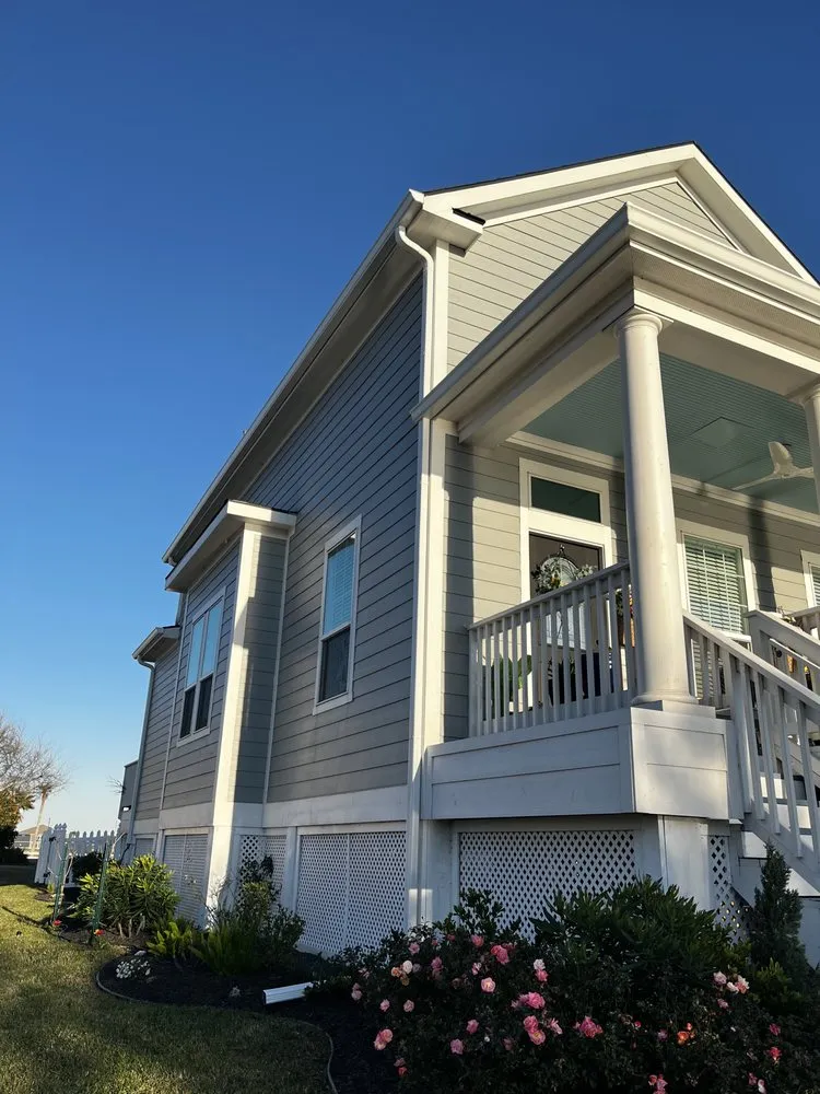 Professional storm damage roof repair in Houston, WA by Simply Installations