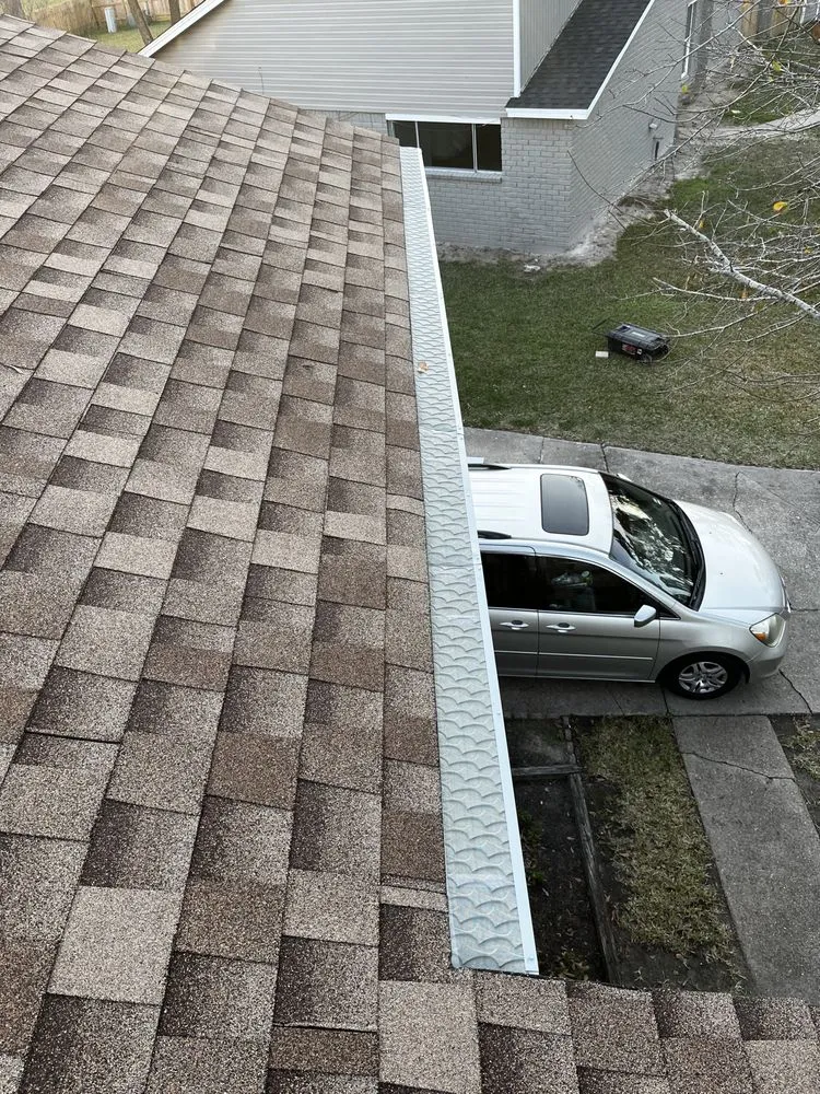 Reliable roof installation in Houston, WA by Simply Installations