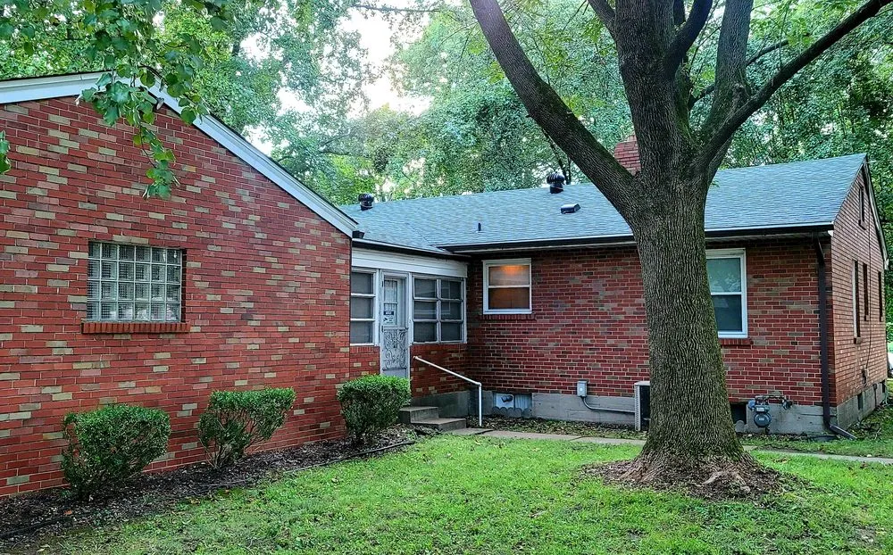 Slide of Simply Roofing Solutions