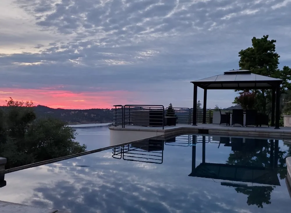 Slide of Sinabro Home Improvement And Maintenance