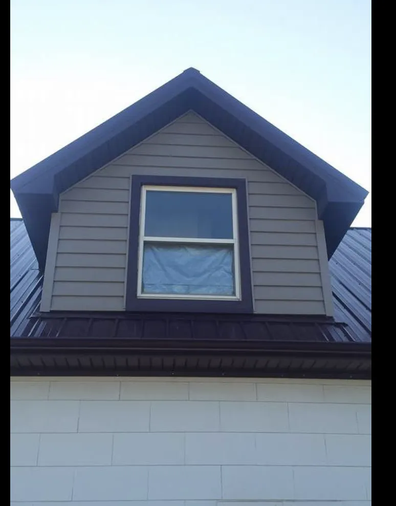 Top-rated residential roofing service for residential properties in Maxwell, IA by Sinclair Construction