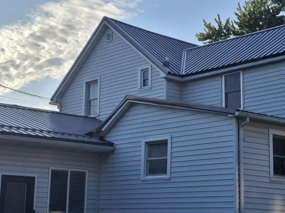 Professional metal roofing installation in Gratiot, WI - Singing Pines Roofing &Construction
