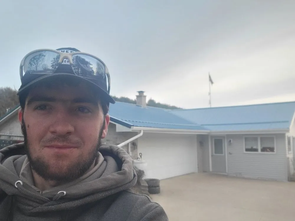 Trusted roof leak repair for residential properties across Gratiot, WI - Singing Pines Roofing &Construction